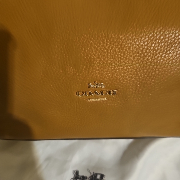 Coach Mia Shoulder Bag Pebble Leather Light Saddle Tan - Picture 6 of 13